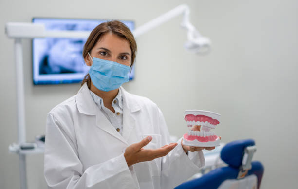 Best Holiday Emergency Dentist in Memphis, MO